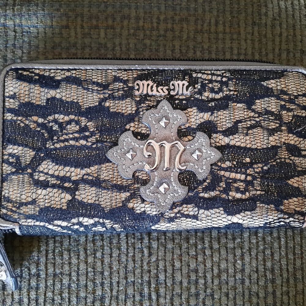 Miss Me wallet